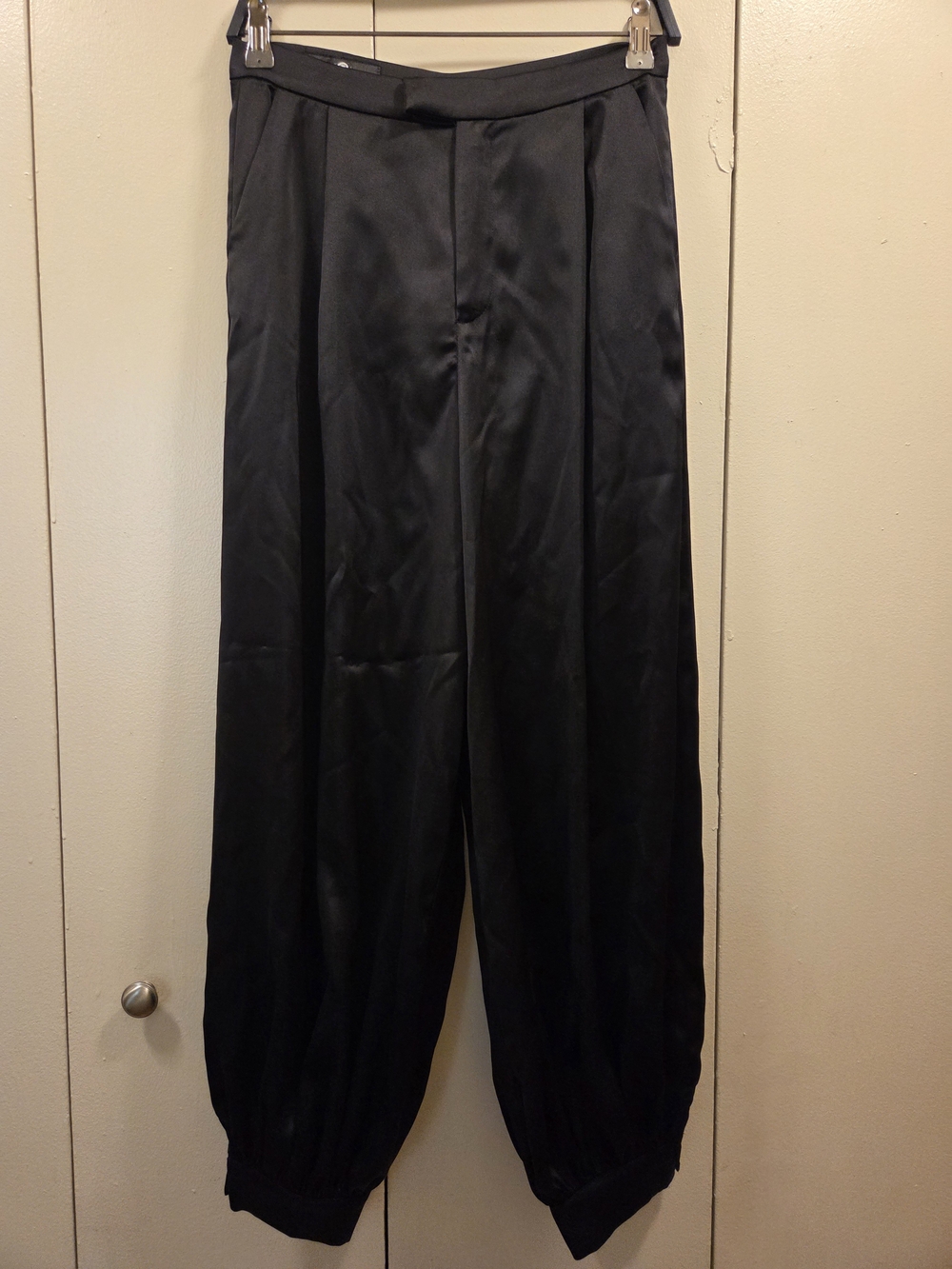 Zara Black Pleated Dress Pants